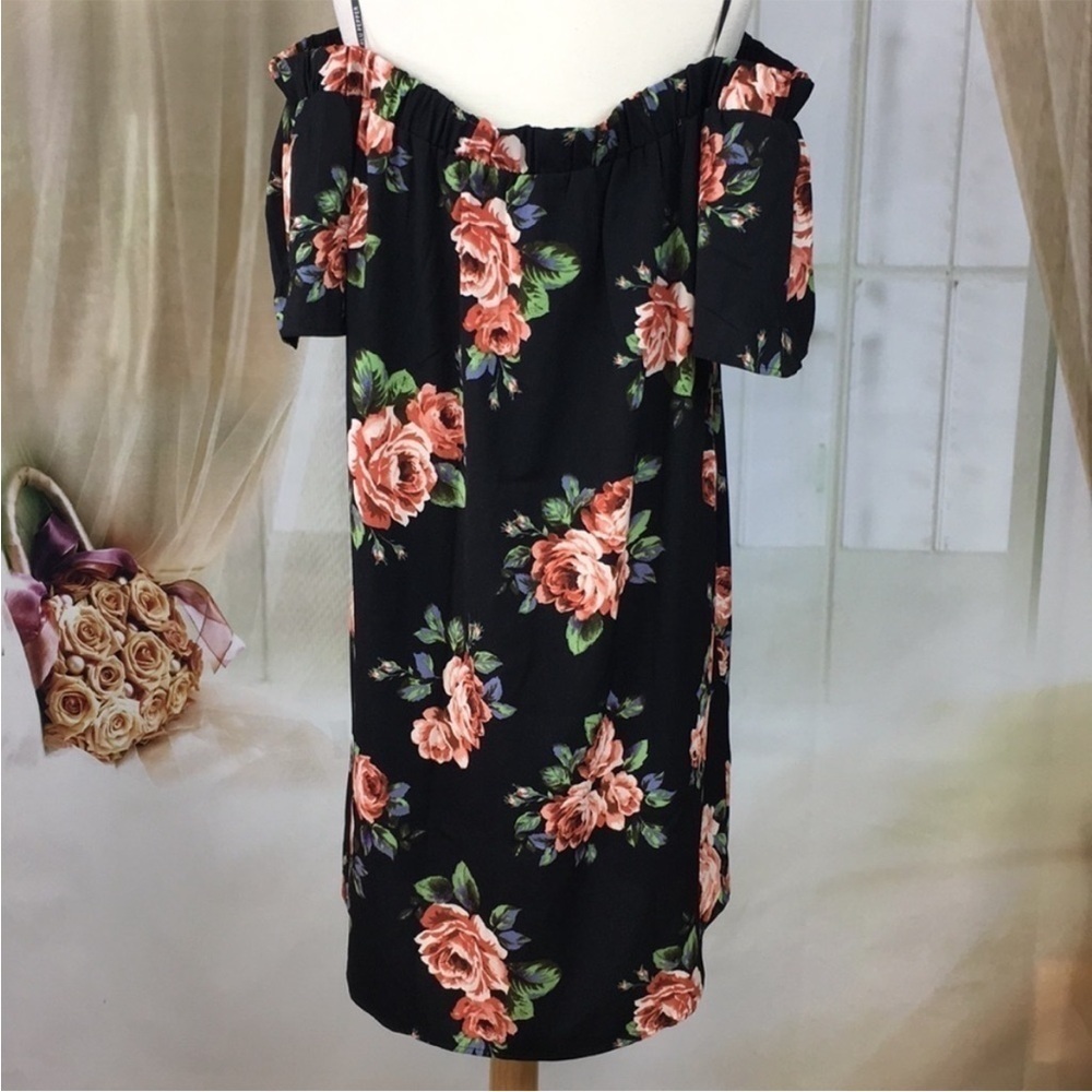 NEW BLU Pepper Black Floral Bare
Shoulder Dress XXL